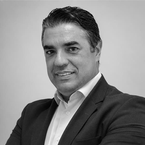 Bio Julio Andrade