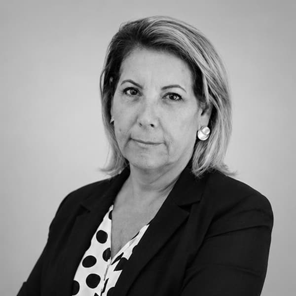 Bio Monica Bendia